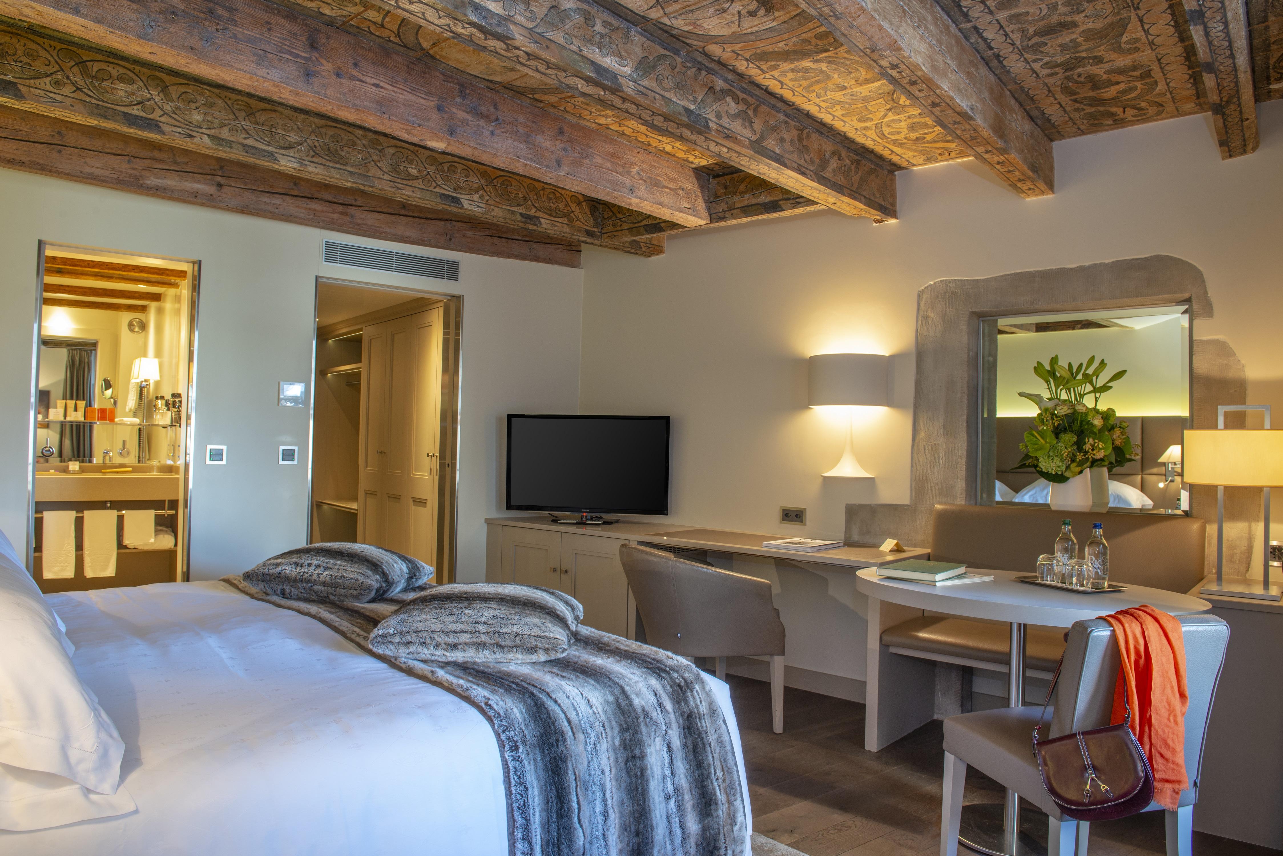 Hotel Les Armures 5*
