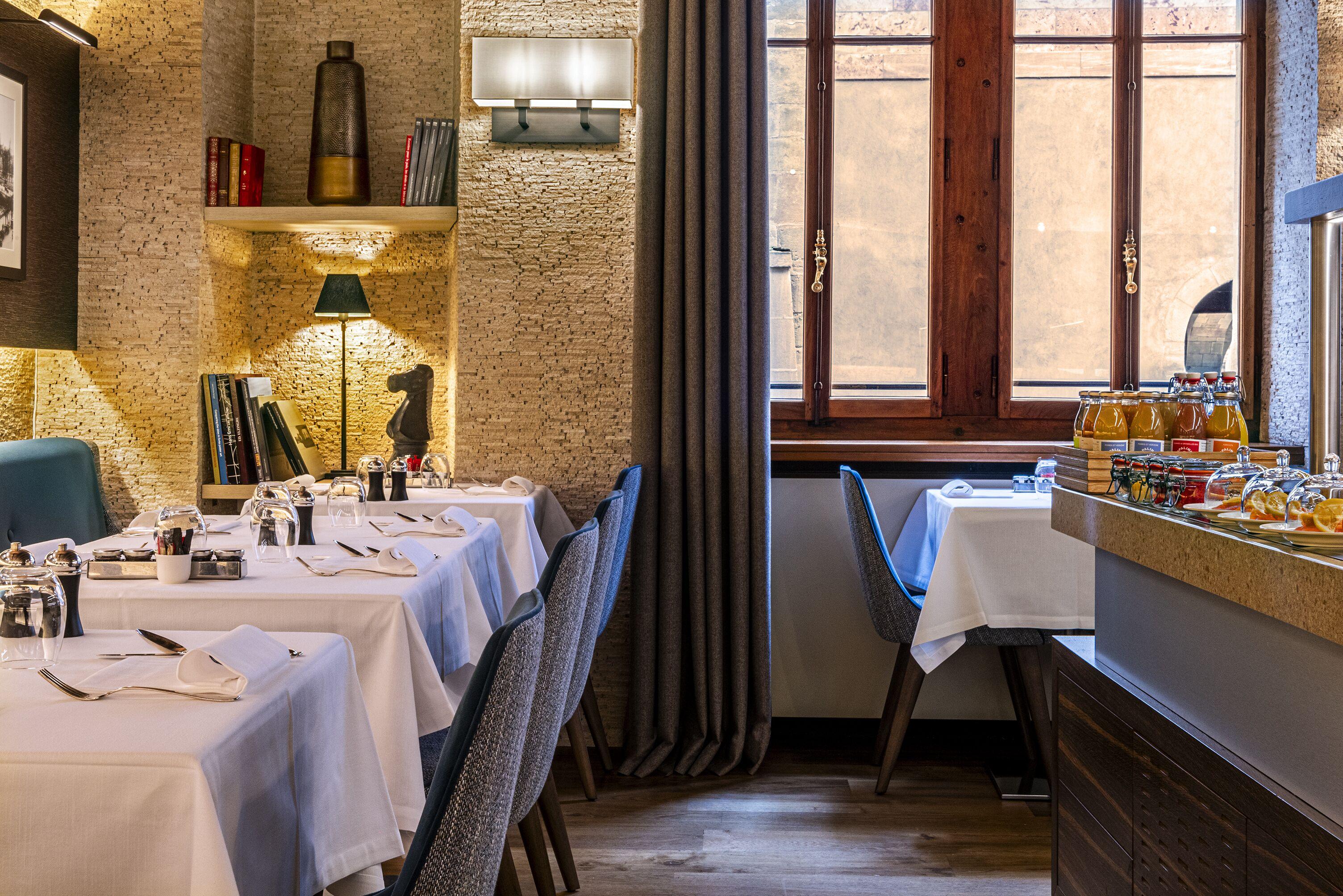 Les Armures Hotel 5*