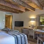 Les Armures Hotel Geneva