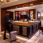 Hotel Les Armures 5*