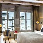 Les Armures Hotel 5*